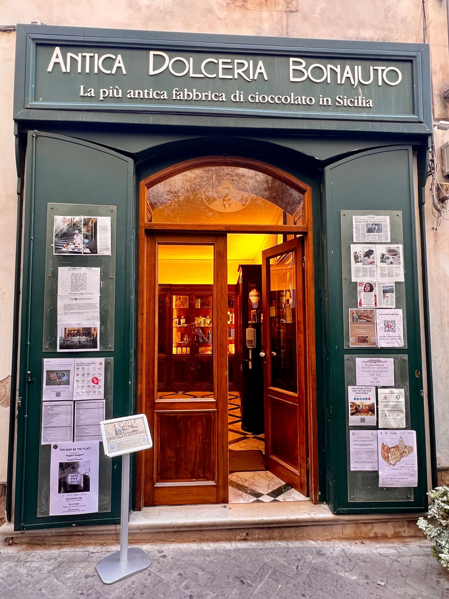 SICILY FOODIE FEAST JUNE 10-16 2025