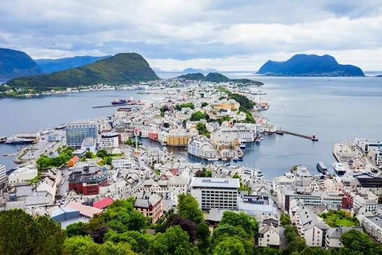 Norwegian Culinary Bucket List Adventure 4-16 Sept 2027